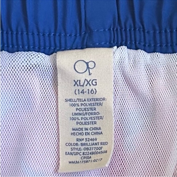 NEW OP Red Shark Print Swim Trunks Size XL - Picture 5 of 6